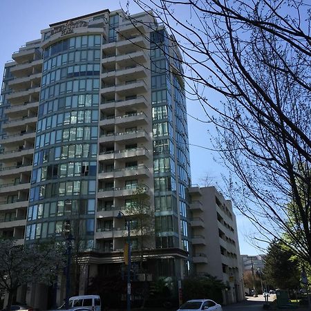 Vancouver Airport Condos Ричмънд Екстериор снимка
