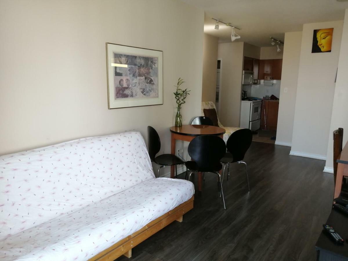 Vancouver Airport Condos Ричмънд Екстериор снимка